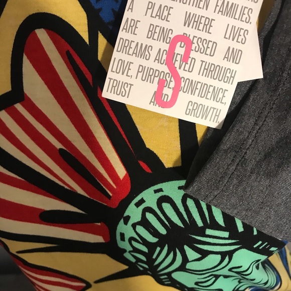 BNWT Lularoe Randy - Picture 2 of 2